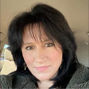 Meet your Posher, Cathy